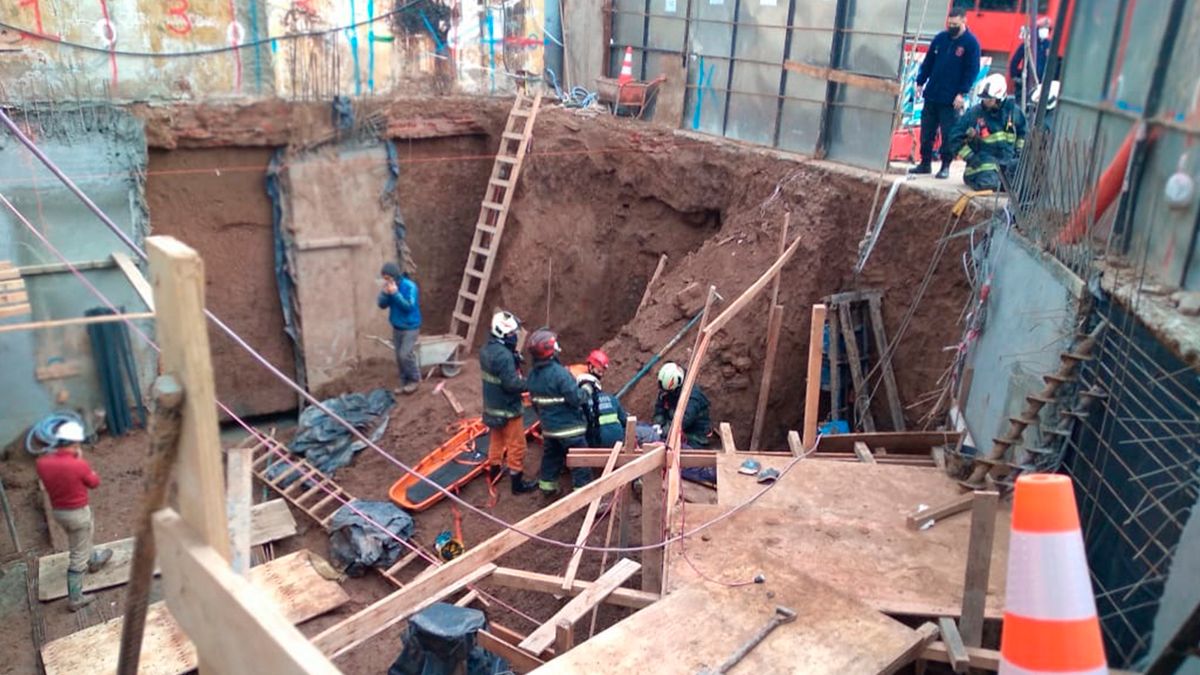 Se derrumbó un obra en construcción en Palermo