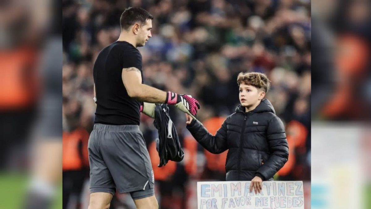 El Gesto Del Dibu Mart Nez Con Un Nene Luego De La Derrota Con Leicester