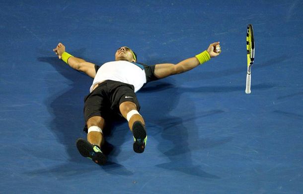 Lo tiene de hijo Rafael Nadal le volvió a ganar a Roger Federer y se