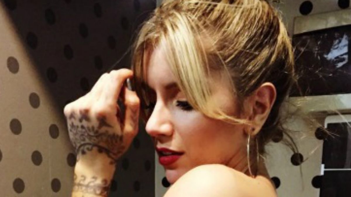 Mir El Topless De Laurita Fern Ndez Separada De Fede Hoppe