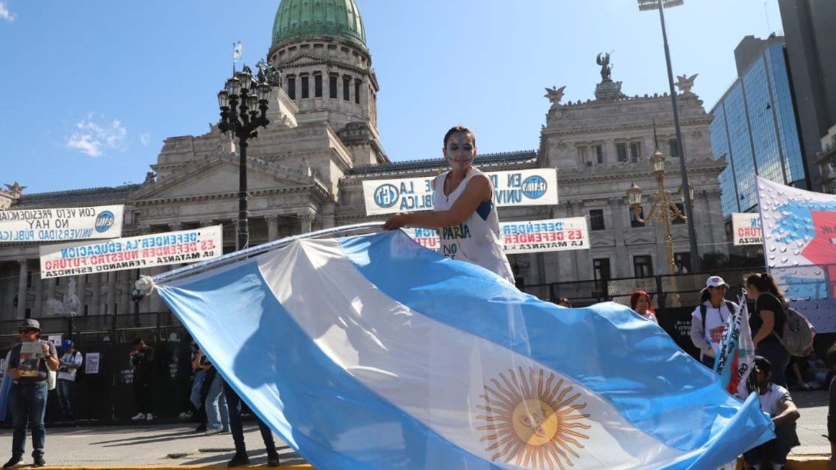 La Nueva Y Masiva Marcha Federal Universitaria Contra El Gobierno De