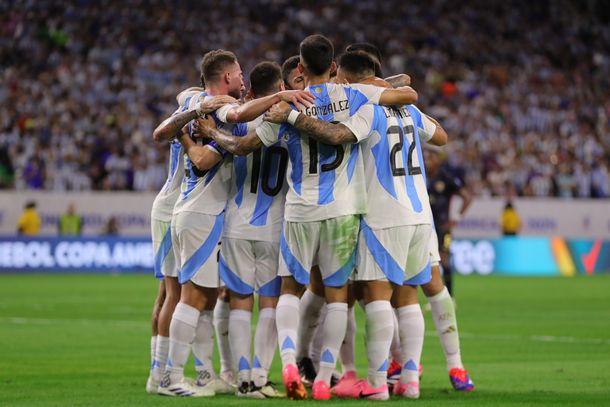 La Barcaza Cu Ndo Y Contra Qui N Juega La Selecci N Argentina Las