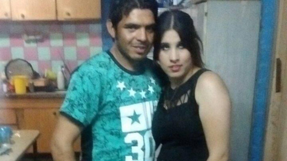 Brutal femicidio en Mendoza un hombre mató a puñaladas a su exmujer