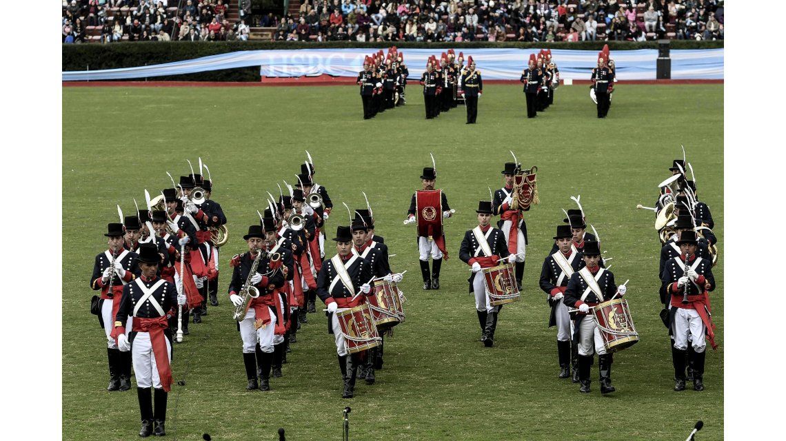 El desfile militar por el 25 de Mayo El desfile militar por el 25 de Mayo