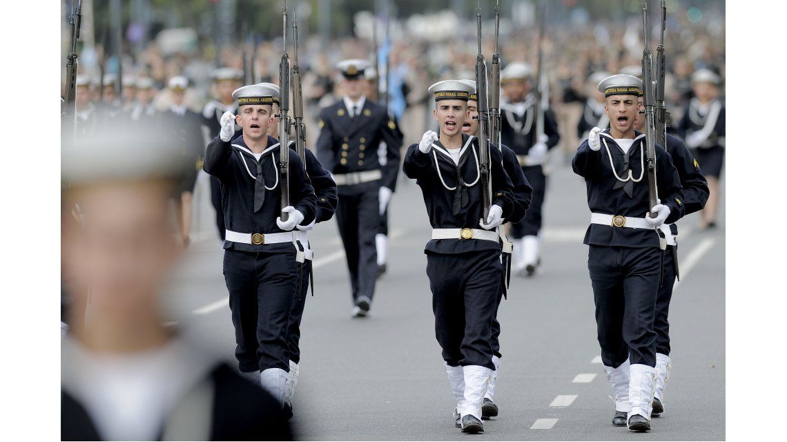 El desfile militar por el 25 de Mayo El desfile militar por el 25 de Mayo