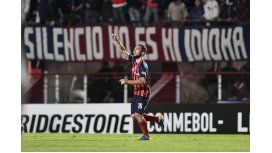 Fernando Belluschi celebra el gol de San Lorenzo ante Flamengo Fernando Belluschi celebra el gol de San Lorenzo ante Flamengo
