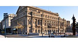 Alarma por una nueva amenaza de bomba en el Teatro Colón Alarma por una nueva amenaza de bomba en el Teatro Colón