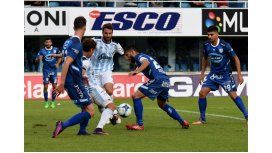 Rafaela le ganó a Atlético Tucumán en la última jugada y sueña con salvarse Rafaela le ganó a Atlético Tucumán en la última jugada y sueña con salvarse