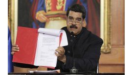 Nicolás Maduro convoca a reformar la Carta Magna Nicolás Maduro convoca a reformar la Carta Magna