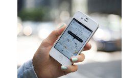 Apple amenaza con retirar Uber de su tienda de aplicaciones Apple amenaza con retirar Uber de su tienda de aplicaciones