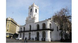 El Gobierno tuvo que salir a explicar una confusa resolución sobre la entrada a los museos El Gobierno tuvo que salir a explicar una confusa resolución sobre la entrada a los museos