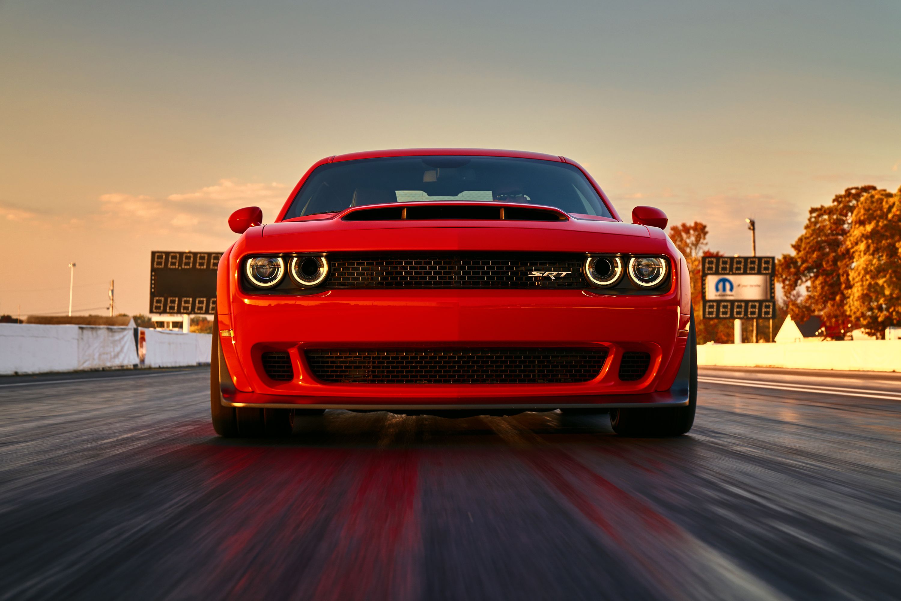 El Dodge Challenger SRT Demon 2018, Una Bestia Al Rojo Vivo | AutoShow