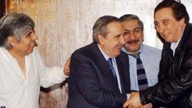 Hugo Moyano, Raúl Alfonsín, Héctor Daer y Saúl Ubaldini Hugo Moyano, Raúl Alfonsín, Héctor Daer y Saúl Ubaldini