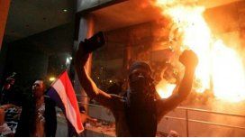 Así incendiaron el Congreso en Paraguay Así incendiaron el Congreso en Paraguay