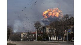 La increíble explosión en Ucrania La increíble explosión en Ucrania