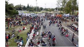 Protesta sobre Puente Pueyrredón Protesta sobre Puente Pueyrredón