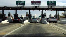 Debía más de 300 mil dólares en peajes y lo detuvieron - Crédito: @roadwaywiz Debía más de 300 mil dólares en peajes y lo detuvieron - Crédito: @roadwaywiz