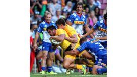 Agustín Creevy, a punto de apoyar un try Agustín Creevy, a punto de apoyar un try
