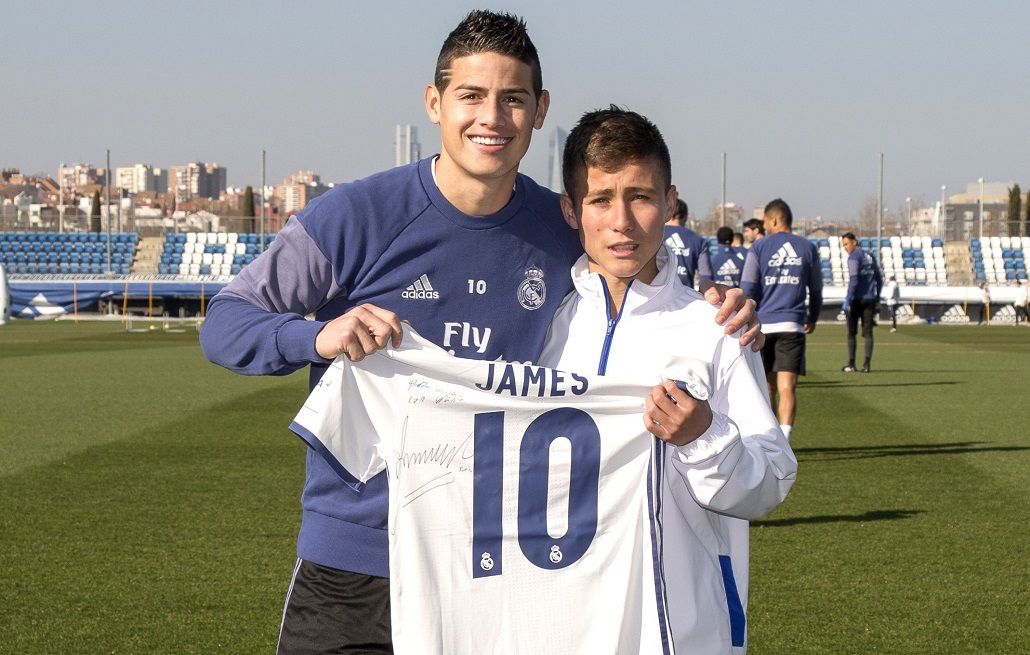 El Niño Ángel de Chapecoense conoció al plantel de Real ...