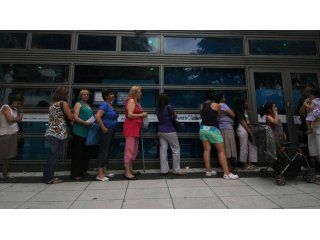 Atención normal en los bancos tras suspensión del paro Atención normal en los bancos tras suspensión del paro