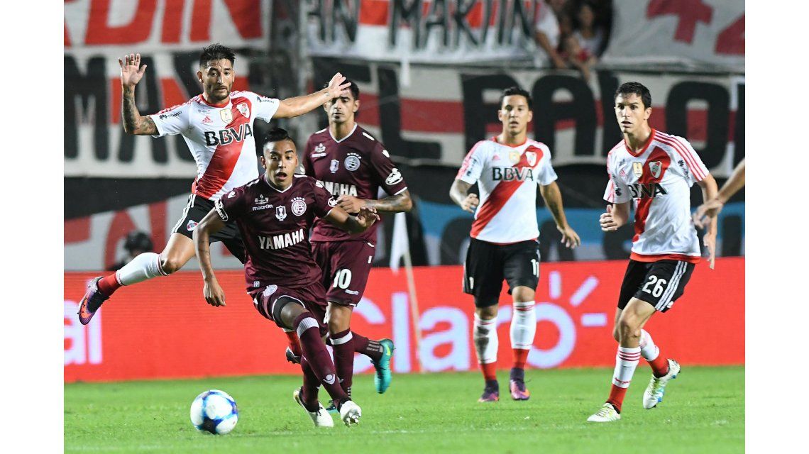 River y Lanús juegan la final de la Supercopa Argentina River y Lanús juegan la final de la Supercopa Argentina
