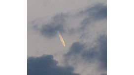 Una extraña luz en el cielo de Necochea Una extraña luz en el cielo de Necochea