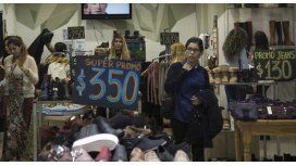 Asociaciones de consumidores advierten que precios no bajarán Asociaciones de consumidores advierten que precios no bajarán
