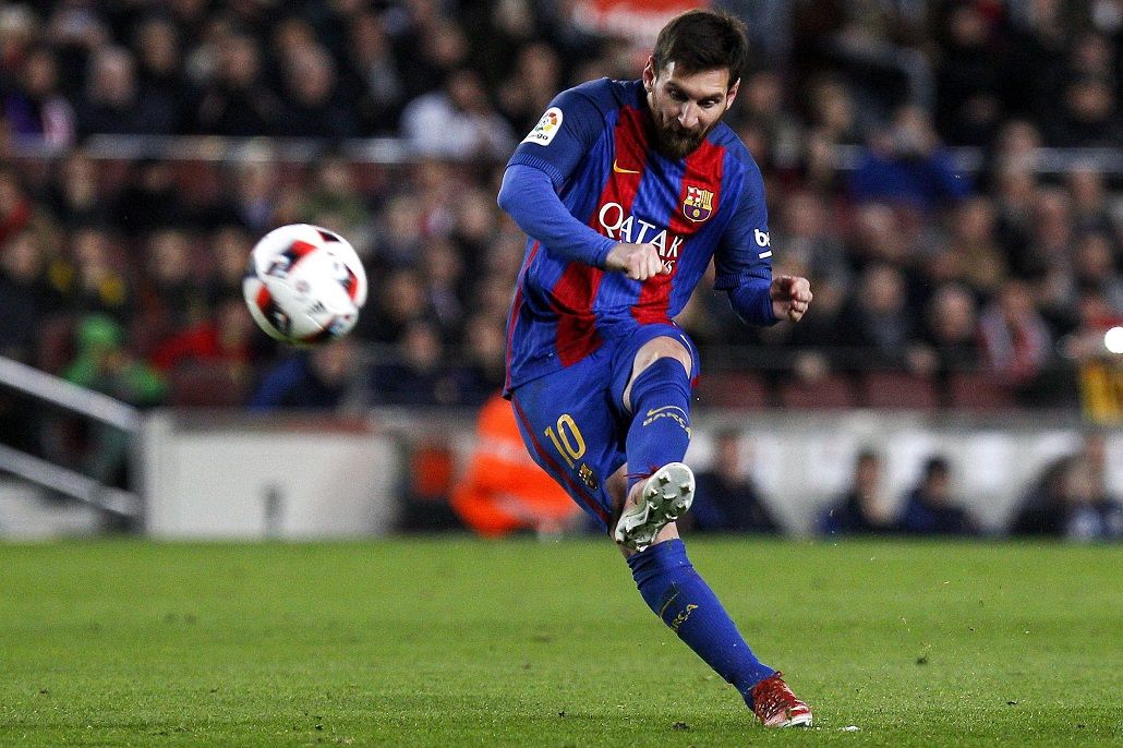 Video Magia Y Goles De Messi En El Entrenamiento De Barcelona Lionel Messi Barcelona Liga