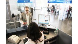 El Gobierno busca endurecer los controles migratorios El Gobierno busca endurecer los controles migratorios