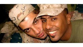 Soldados que se enamoraron en plena guerra Soldados que se enamoraron en plena guerra