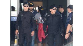 Delincuente de 15 años, el principal sospechoso de haber matado a Brian Aguinaco, el chico de 14 años baleado por motochorros el 24 de diciembre de 2016 en Flores. Delincuente de 15 años, el principal sospechoso de haber matado a Brian Aguinaco, el chico de 14 años baleado por motochorros el 24 de diciembre de 2016 en Flores.