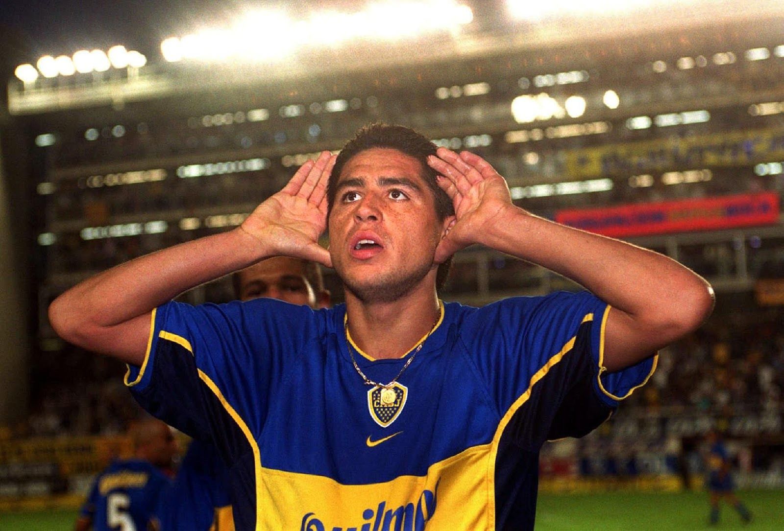 Riquelme y su topo gigio.<br>