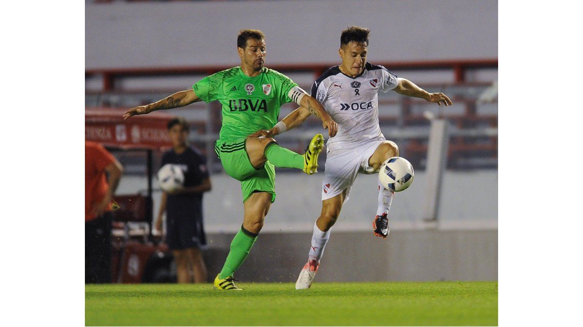 Independiente y River juegan en Avellaneda Independiente y River juegan en Avellaneda
