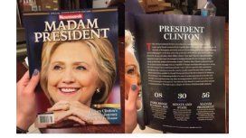 El interior de la revista Newsweek que estaba preparada con el triunfo de Hillary Clinton El interior de la revista Newsweek que estaba preparada con el triunfo de Hillary Clinton