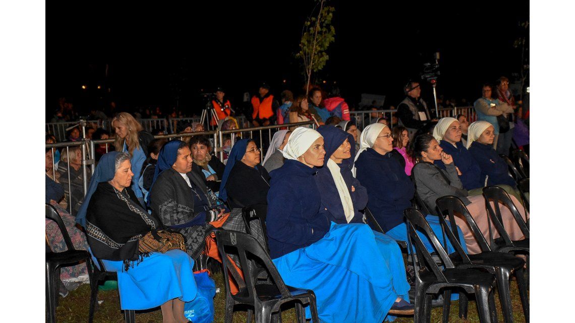 Así acompañaron los fieles la canonización de Brochero en Córdoba. Así acompañaron los fieles la canonización de Brochero en Córdoba.