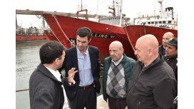 Juan Manuel Urtubey en Puerto Madero con el Sindicato Marítimo de Pescadores. Juan Manuel Urtubey en Puerto Madero con el Sindicato Marítimo de Pescadores.