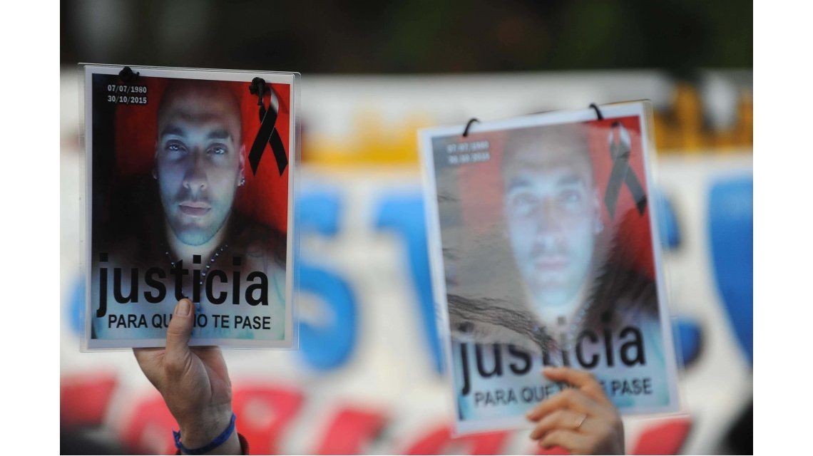 {altText( <p>La marcha contra la inseguridad #ParaQueNoTePase, en el Congreso.</p> ,La marcha #ParaQueNoTePase, en fotos)} {altText( <p>La marcha contra la inseguridad #ParaQueNoTePase, en el Congreso.</p> ,La marcha #ParaQueNoTePase, en fotos)}