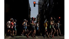El maratón 42K por el centro de la Ciudad. El maratón 42K por el centro de la Ciudad.