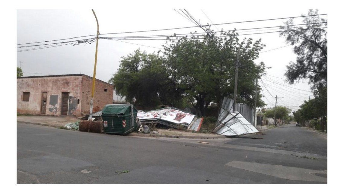 Violento tornado en Catamarca causó la muerte de un adolescente y graves destrozos Violento tornado en Catamarca causó la muerte de un adolescente y graves destrozos