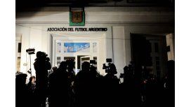Desde la AFA le pidieron al Gobierno cortar con el contrato del FPT Desde la AFA le pidieron al Gobierno cortar con el contrato del FPT