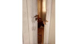 A Cristina Kirchner le violentaron su casa de Río Gallegos y denunció persecución de la Metropolitana A Cristina Kirchner le violentaron su casa de Río Gallegos y denunció persecución de la Metropolitana