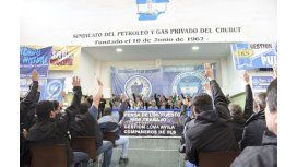 Los petroleros confirmaron el paro del viernes en Comodoro Rivadavia Los petroleros confirmaron el paro del viernes en Comodoro Rivadavia