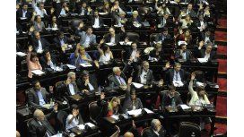 El FpV irá a la Justicia para intentar anular el DNU que cambia la Ley de Medios El FpV irá a la Justicia para intentar anular el DNU que cambia la Ley de Medios