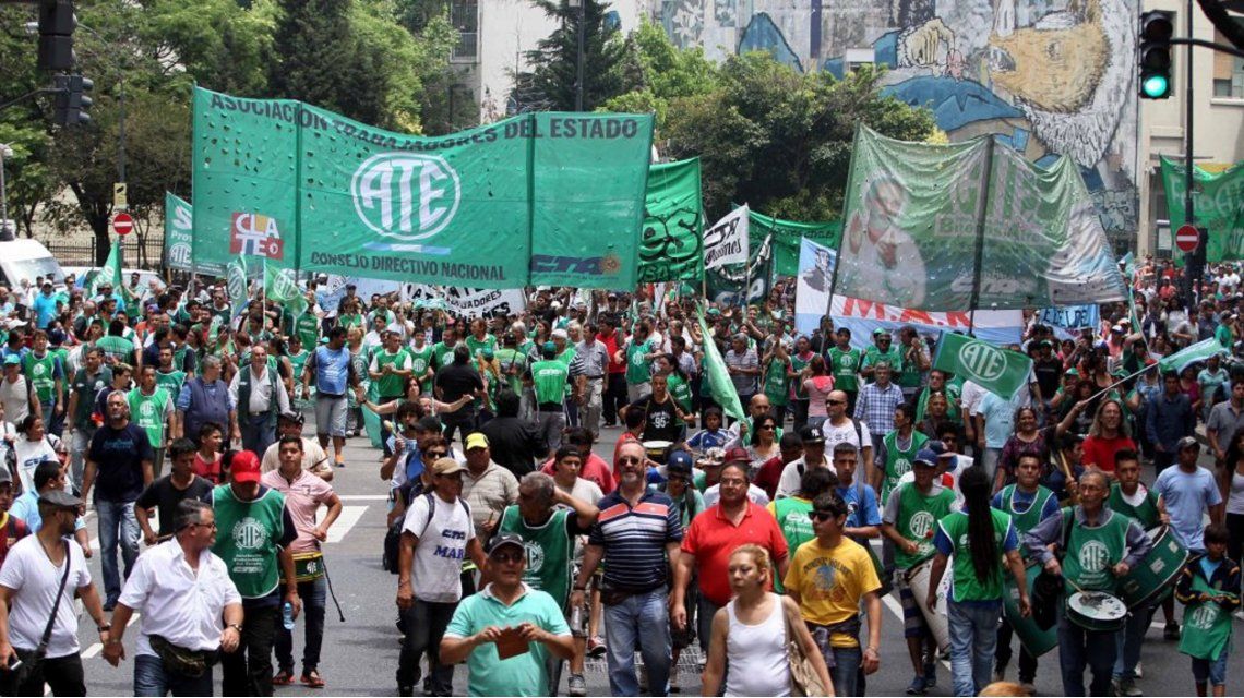 En tres meses más de 108 mil trabajadores dejaron de recibir cobertura