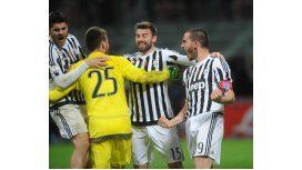 Palacio falló en la serie de penales y el Inter quedó afuera de la Copa Italia ante Juventus Palacio falló en la serie de penales y el Inter quedó afuera de la Copa Italia ante Juventus