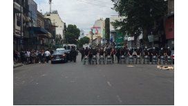 La Metropolitana desalojó a manteros La Metropolitana desalojó a manteros