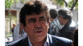 El PJ bonaerense repudió la feroz represión contra los estatales despedidos en La Plata El PJ bonaerense repudió la feroz represión contra los estatales despedidos en La Plata