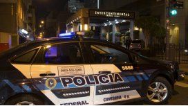 Detienen a seis sirios en un hotel del Microcentro con pasaportes falsos Detienen a seis sirios en un hotel del Microcentro con pasaportes falsos