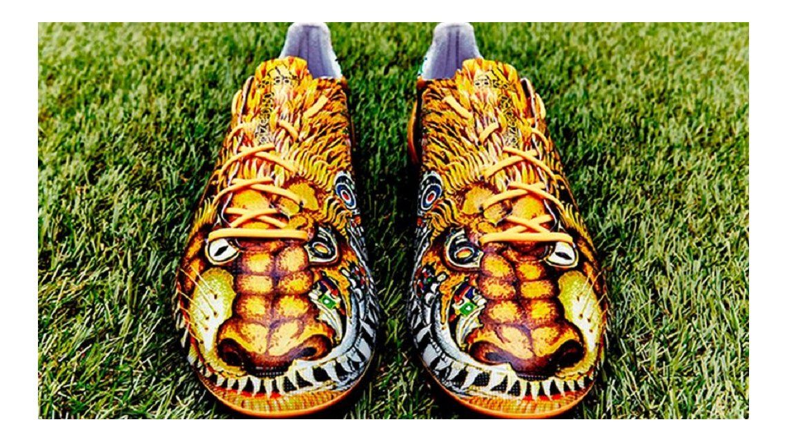 zapatos de futbol de dragon ball z