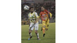 Aldosivi derrotó a Crucero del Norte y lo hundió en el descenso Aldosivi derrotó a Crucero del Norte y lo hundió en el descenso